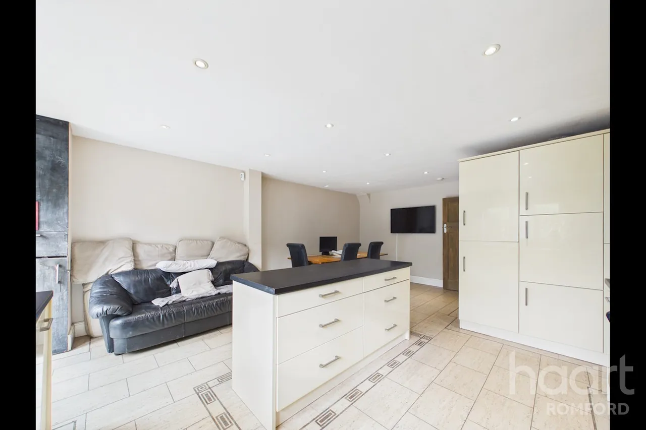 Bridport Avenue, Romford, RM7, photo 6