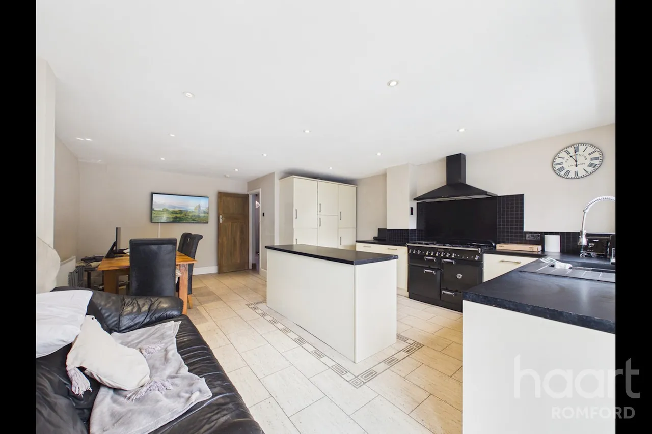 Bridport Avenue, Romford, RM7, photo 4