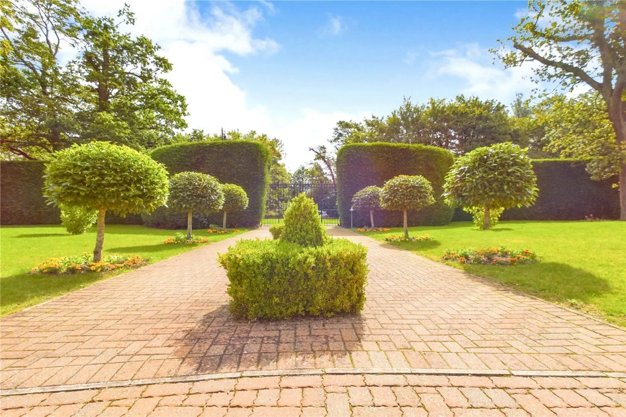 Breedons Hill, Pangbourne, RG8, photo 3