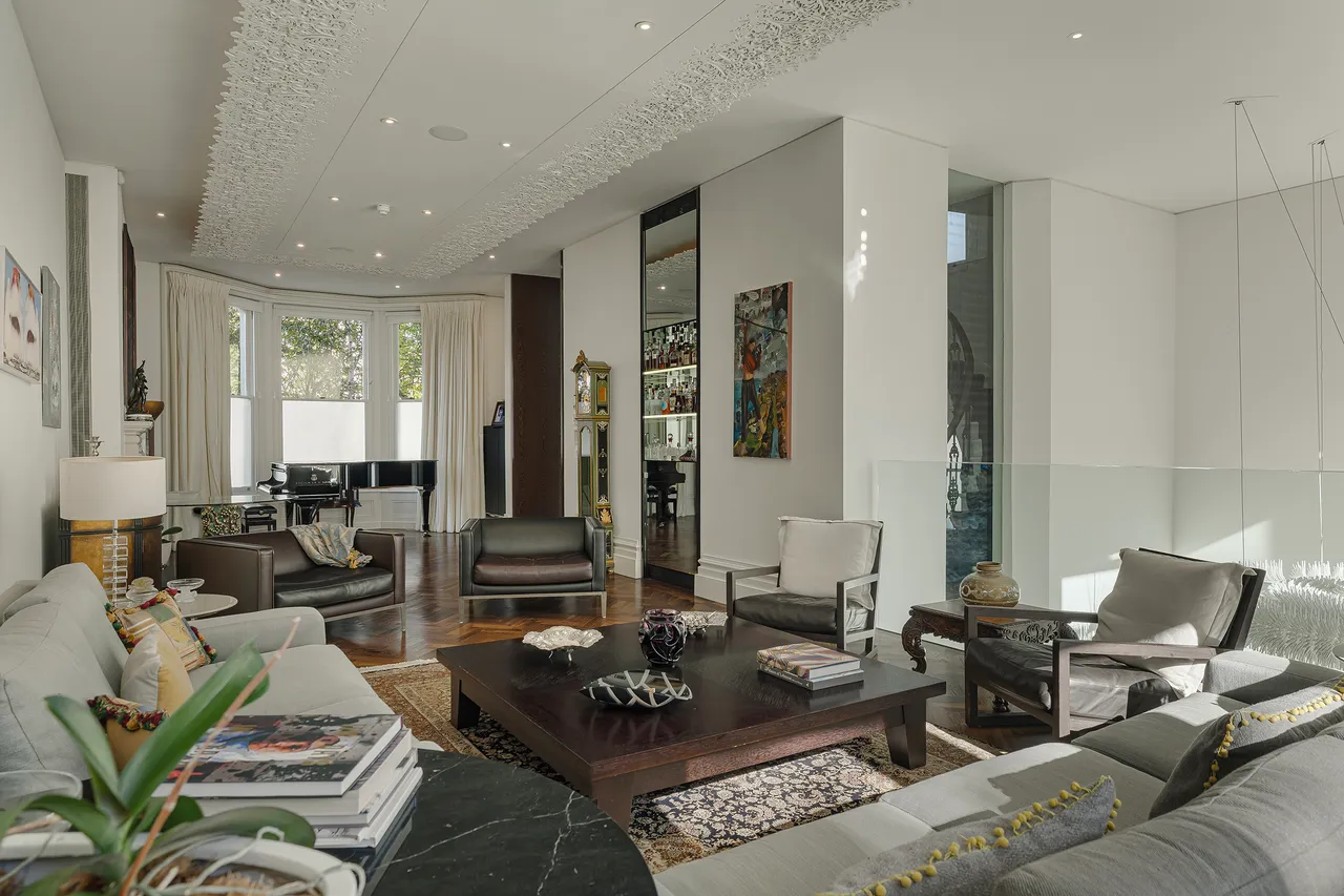 Lancaster Drive, Belsize Park, London, photo 3