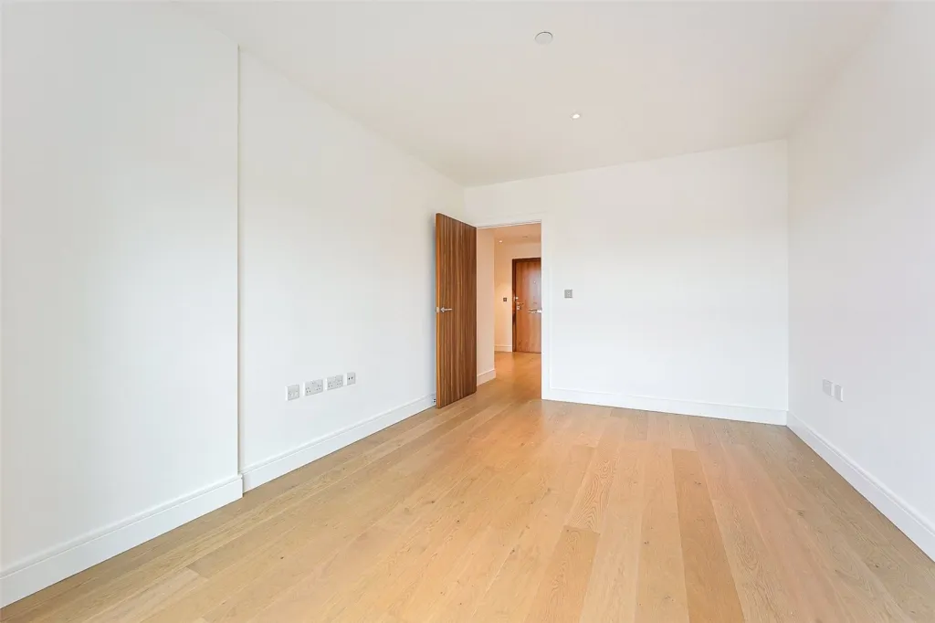 Longfield Avenue, Ealing, W5, photo 16