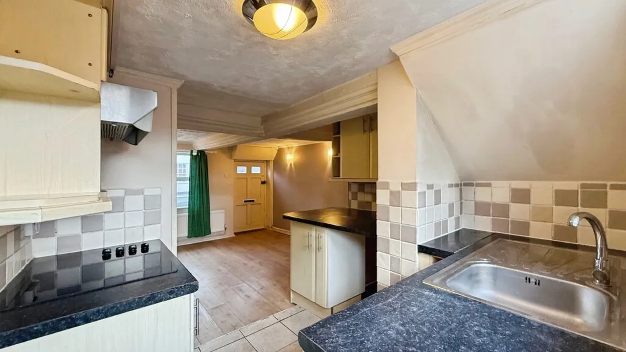 West End, Westbury, BA13, photo 6