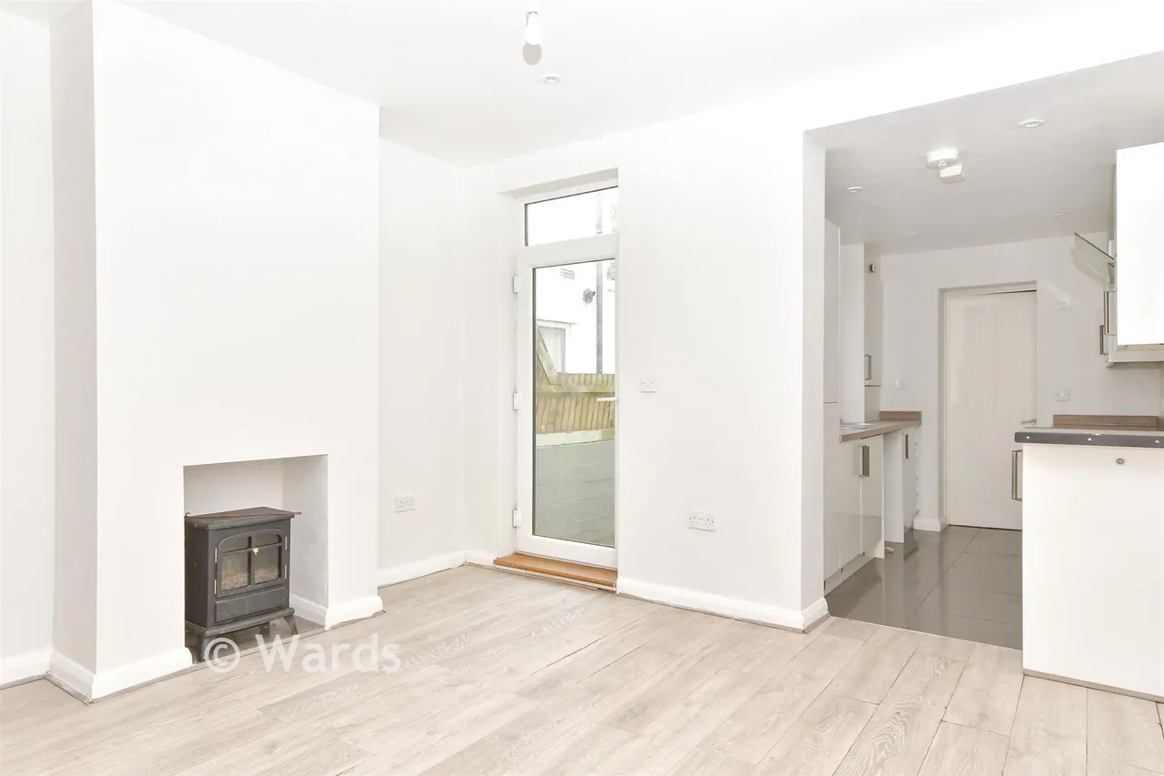 Longfellow Road, Gillingham, ME7, photo 3