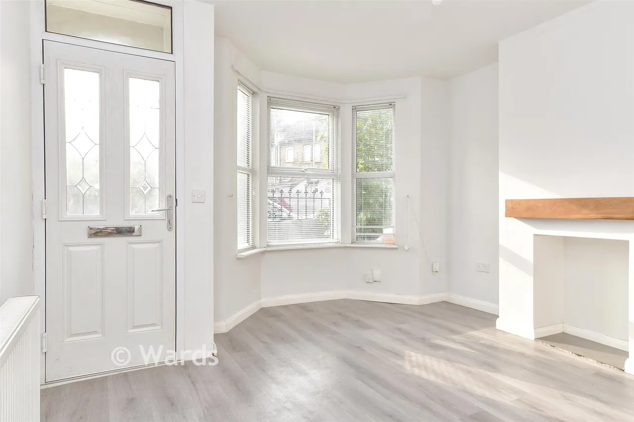 Longfellow Road, Gillingham, ME7, photo 5