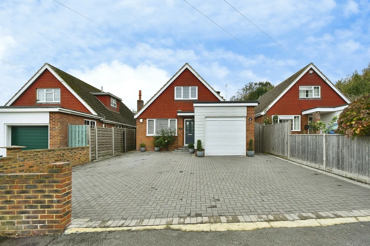 3 bed house for sale, Greengate, BN10