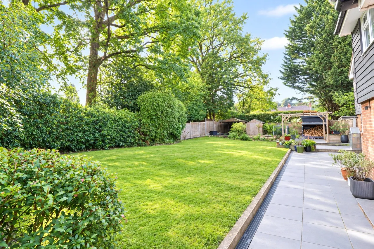 Southby Drive, Fleet, GU51, photo 4
