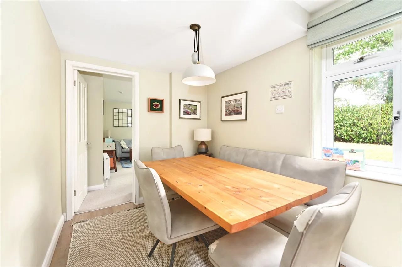 Southby Drive, Fleet, Hampshire, GU51 3BE, photo 4