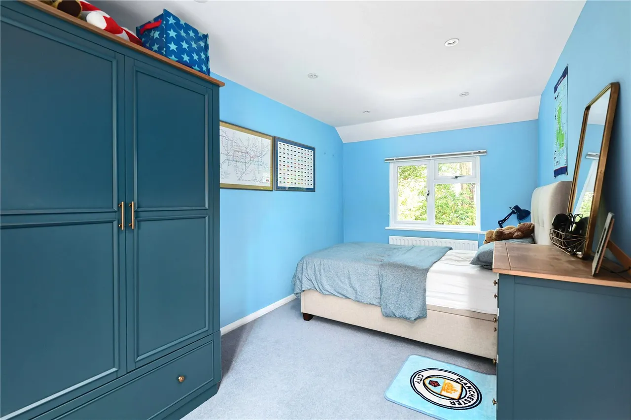 Southby Drive, Fleet, Hampshire, GU51 3BE, photo 12