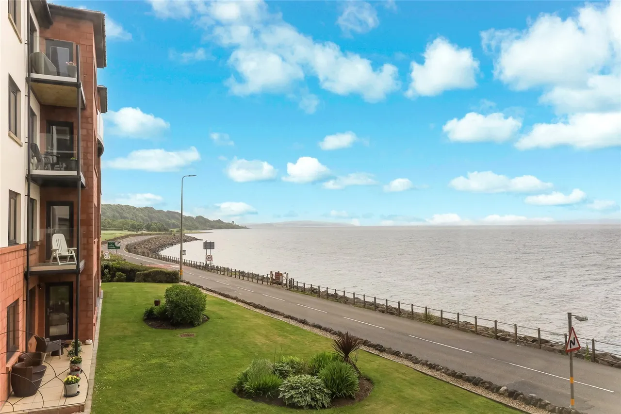 The Shores, Skelmorlie, PA17, photo 2