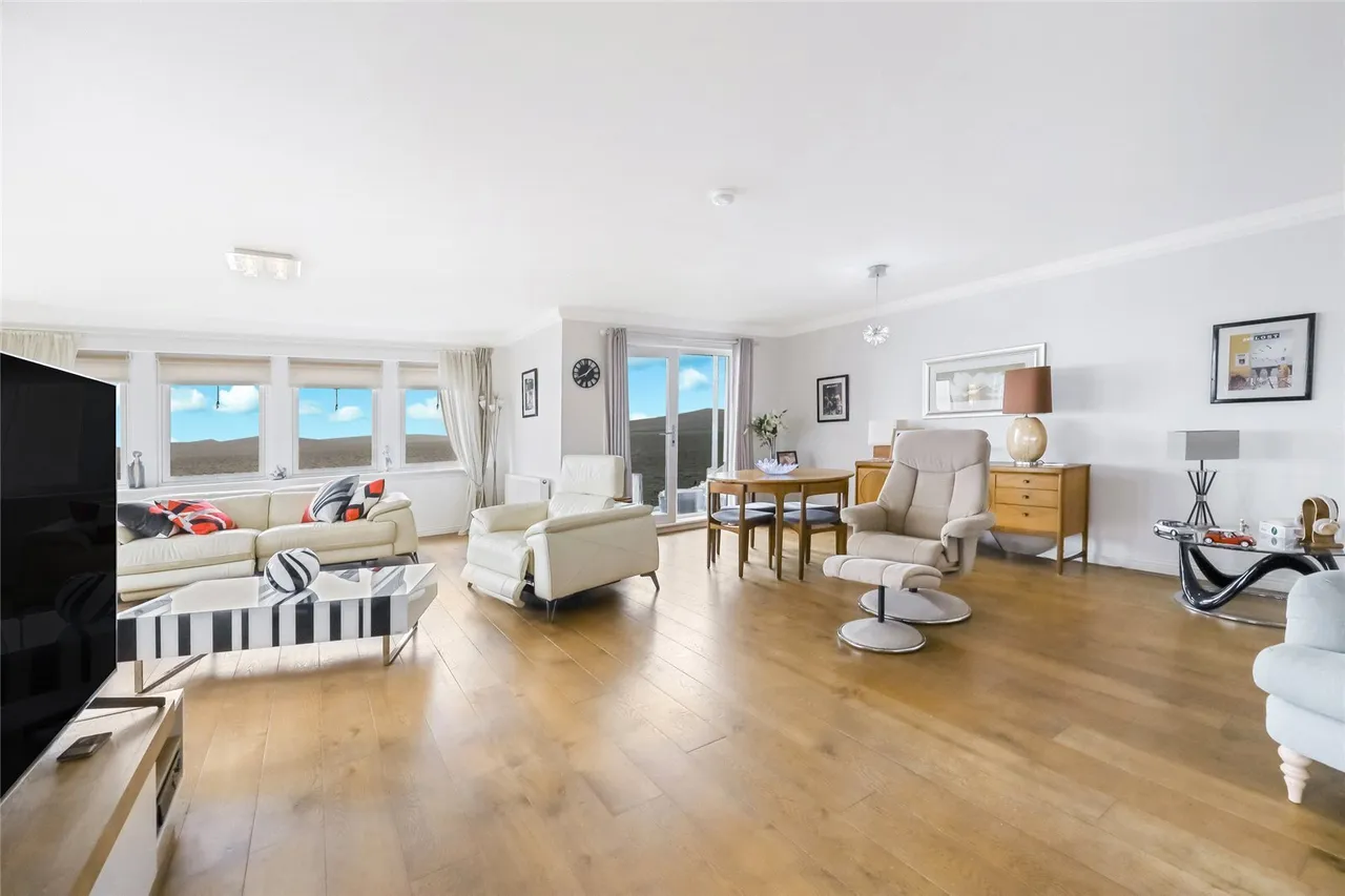 The Shores, Skelmorlie, PA17, photo 4