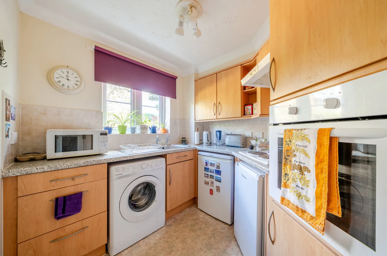 Brighton Road, Lancing, BN15, photo 5