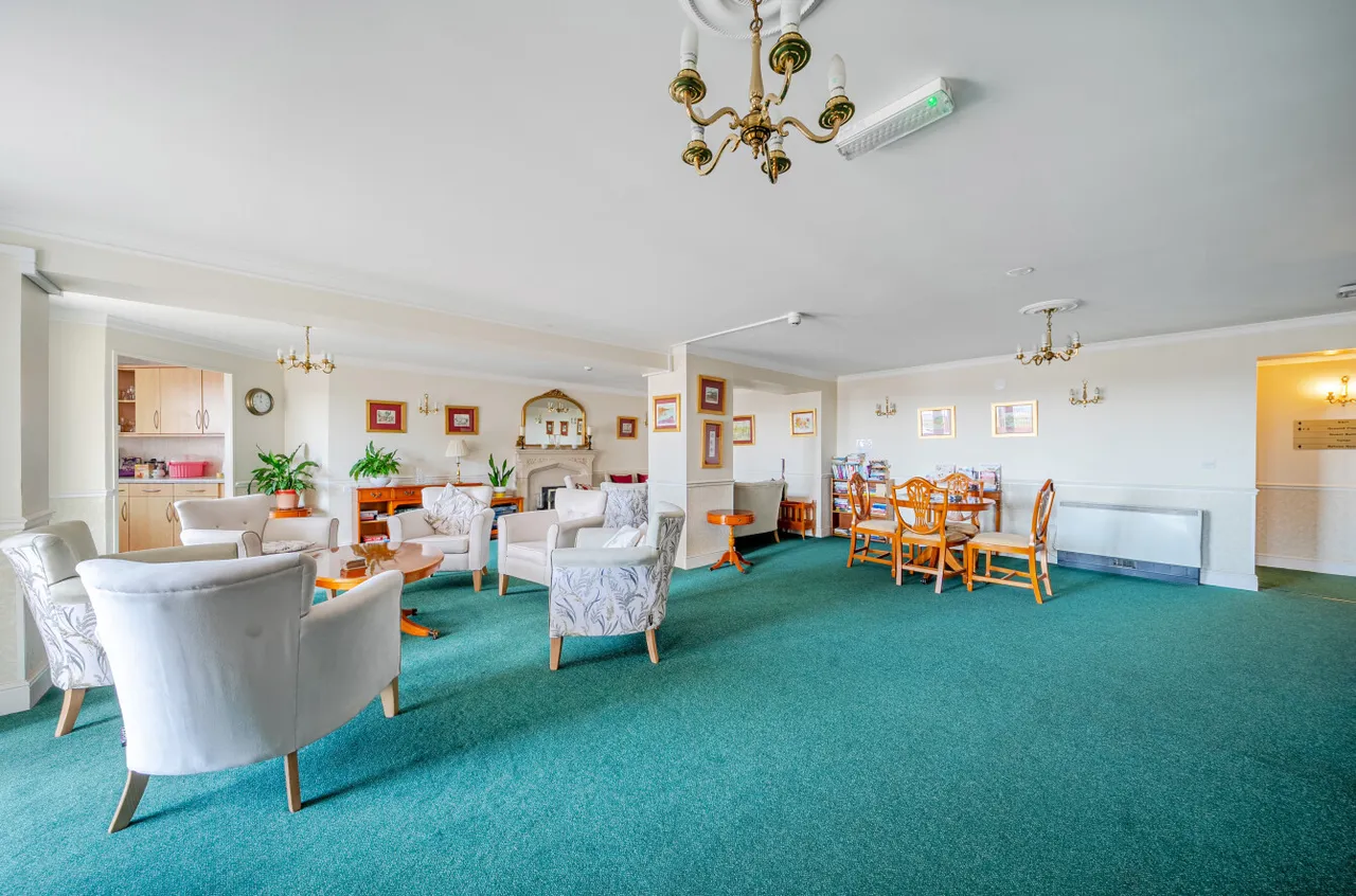 Brighton Road, Lancing, BN15, photo 11