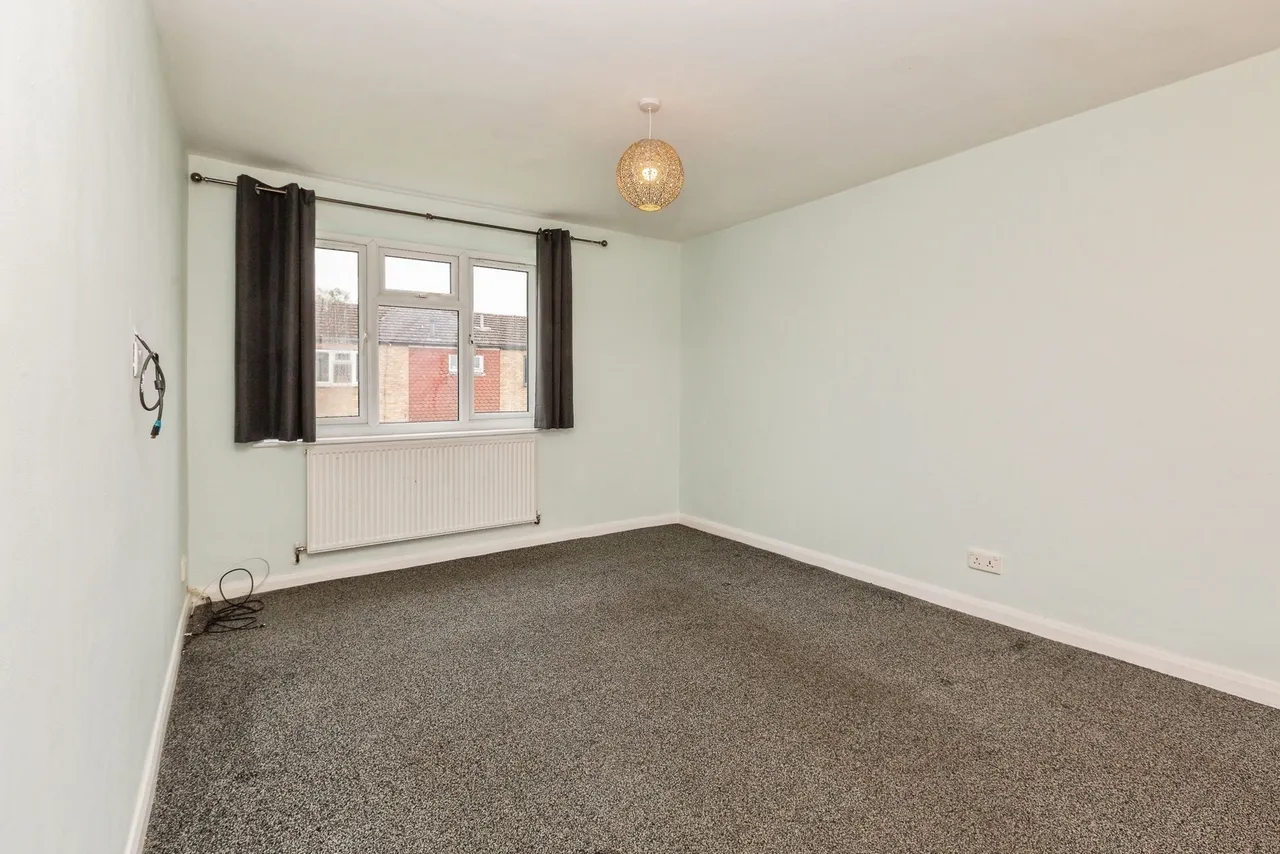 Lavric Road, Aylesbury, Buckinghamshire, HP21, photo 5