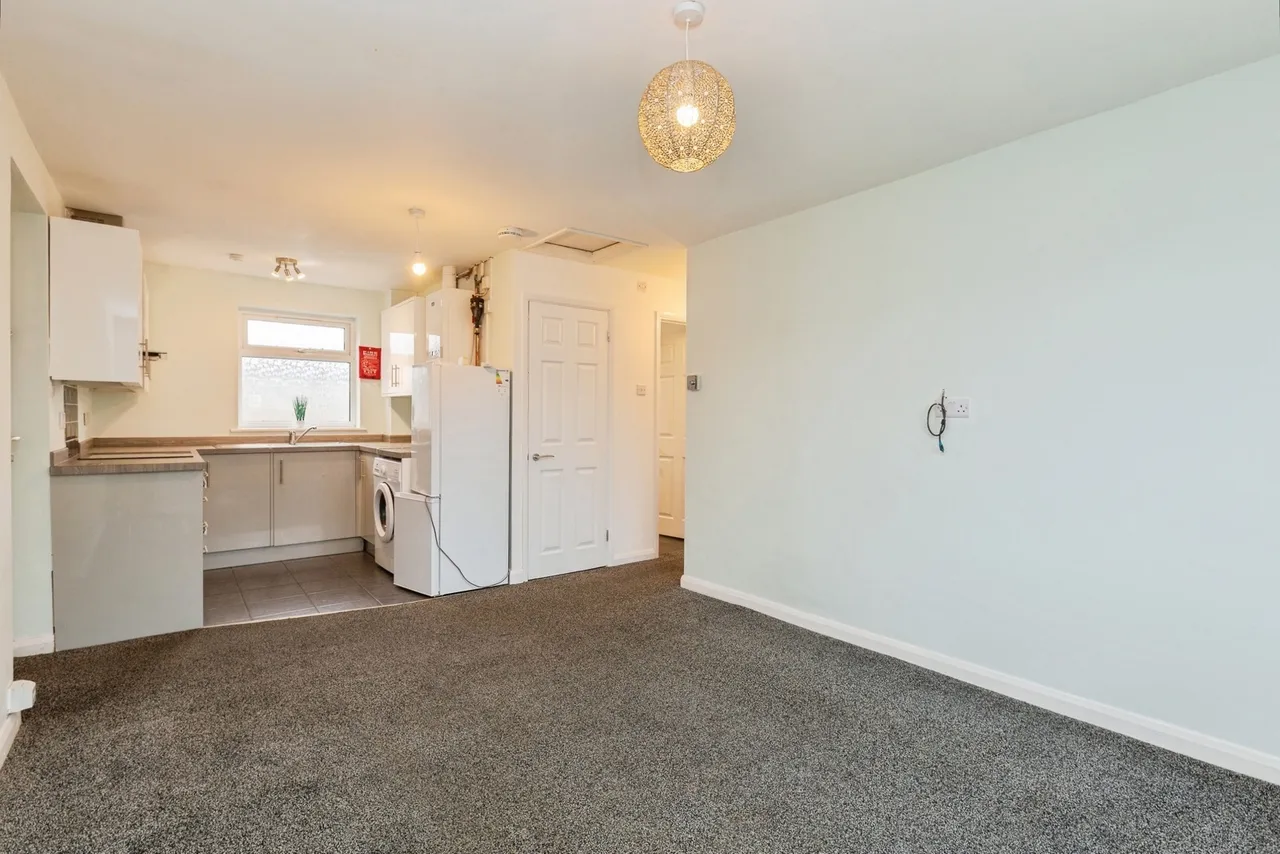 Lavric Road, Aylesbury, Buckinghamshire, HP21, photo 6