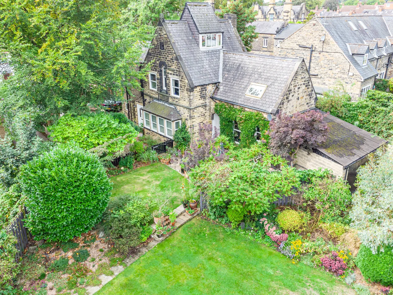 4 bed house for sale, Sandfield Avenue, Headingley, LS6
