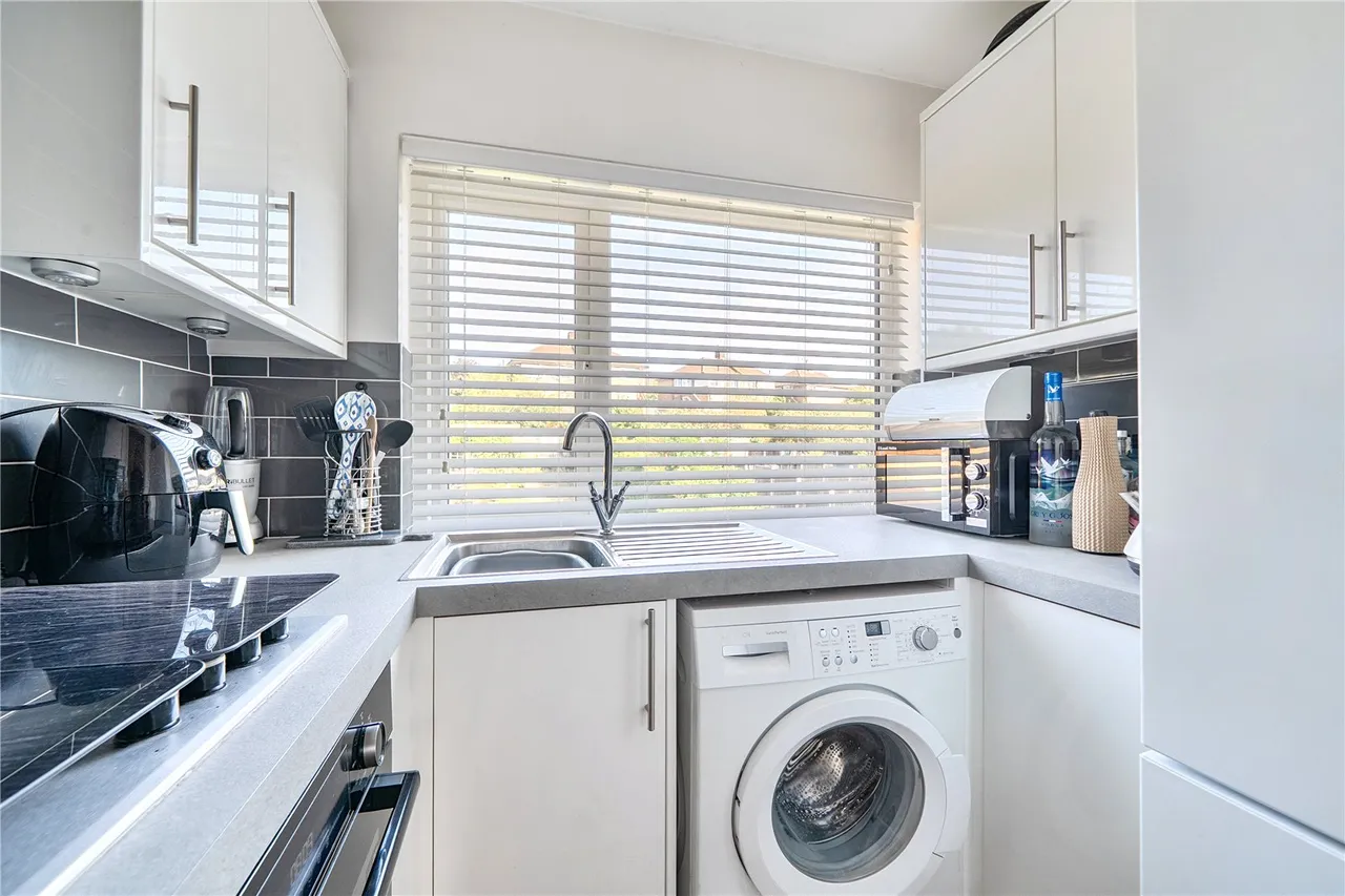 Avondale Avenue, Barnet, EN4 8ND, photo 5