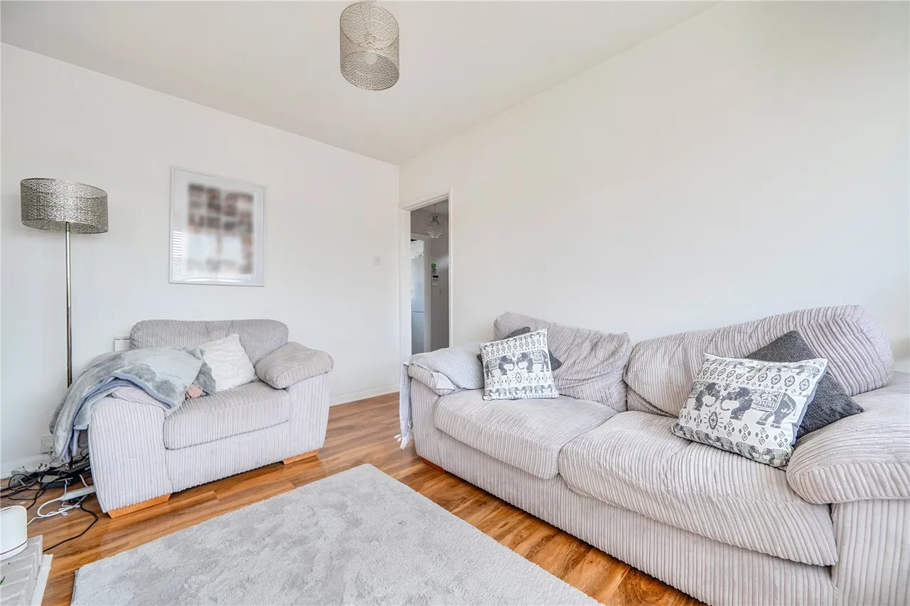 Avondale Avenue, Barnet, EN4 8ND, photo 3