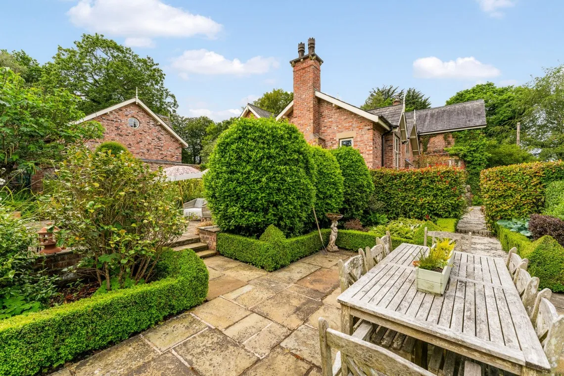 Higher Lane, Dalton, WN8, photo 60