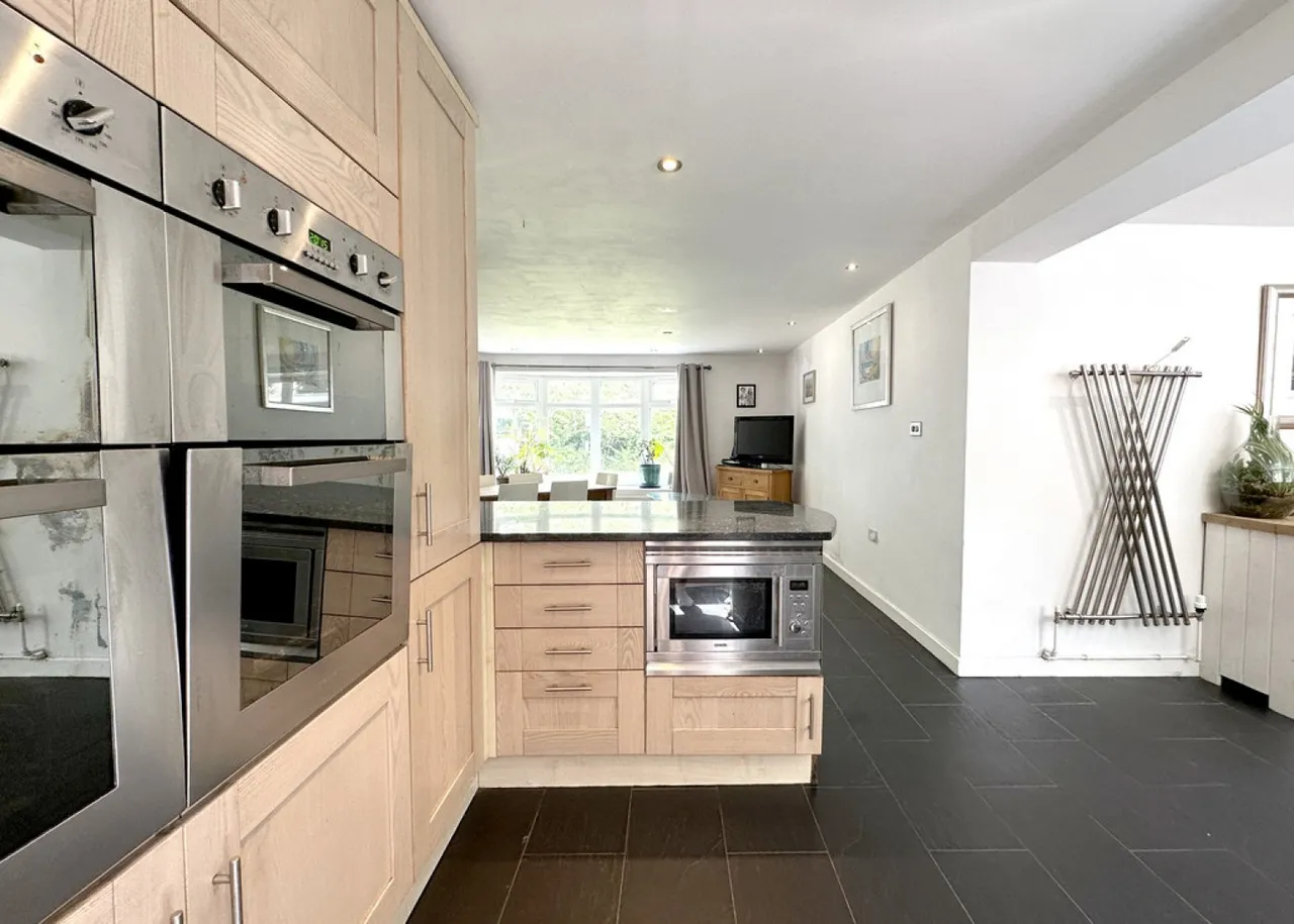 Station Road, Balsall Common, photo 6