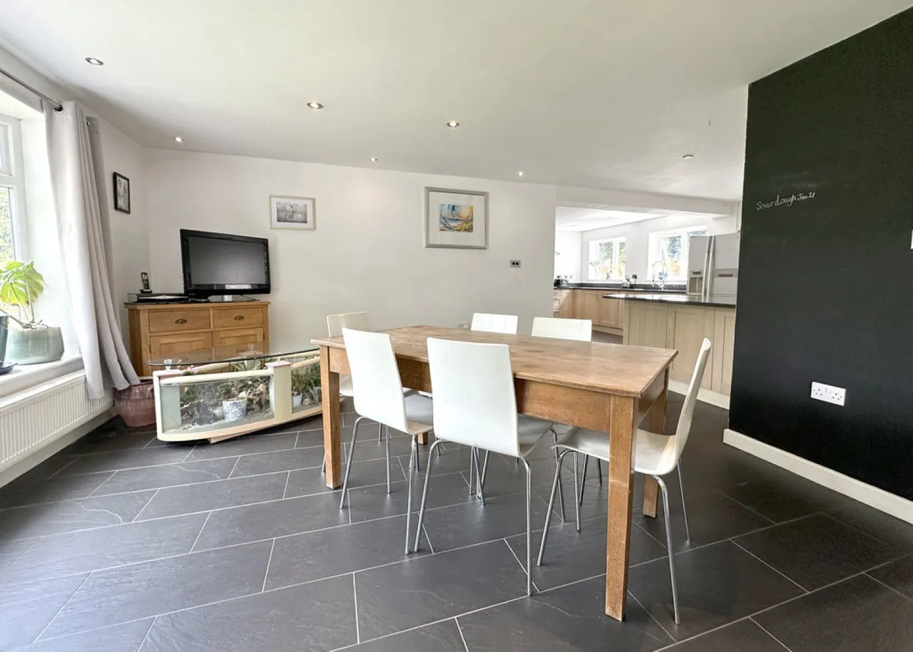 Station Road, Balsall Common, photo 7