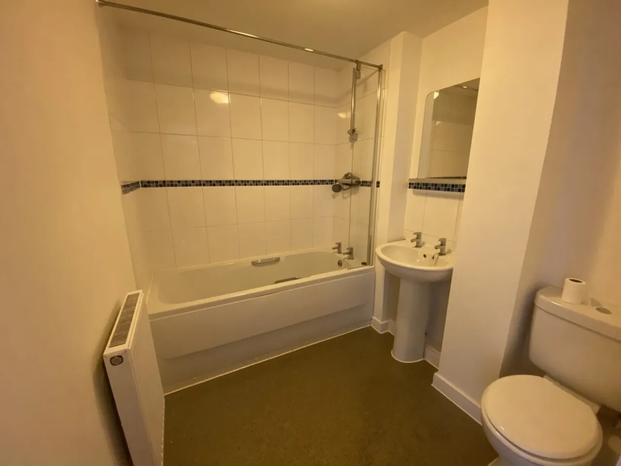 Alexander Court, SO50, photo 5