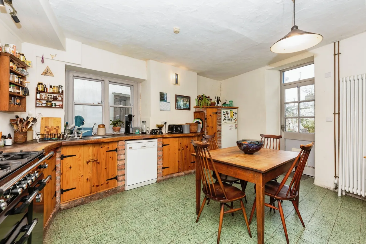 Lady Street, Kidwelly, SA17, photo 3