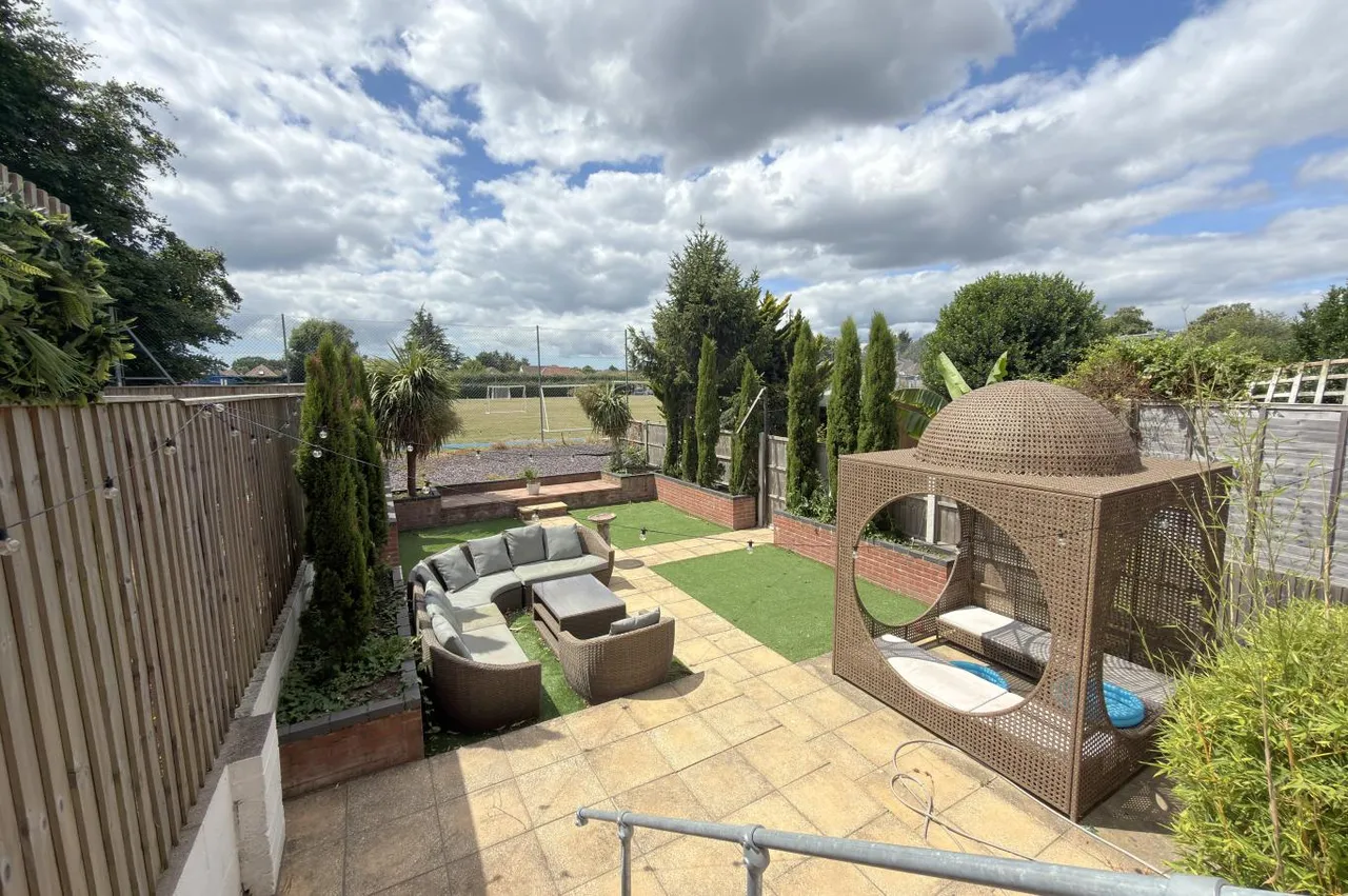 Elmes Road, BH9, photo 15