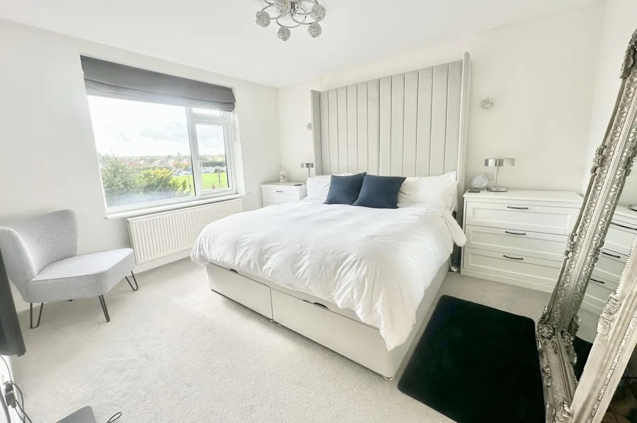 Elmes Road, BH9, photo 11