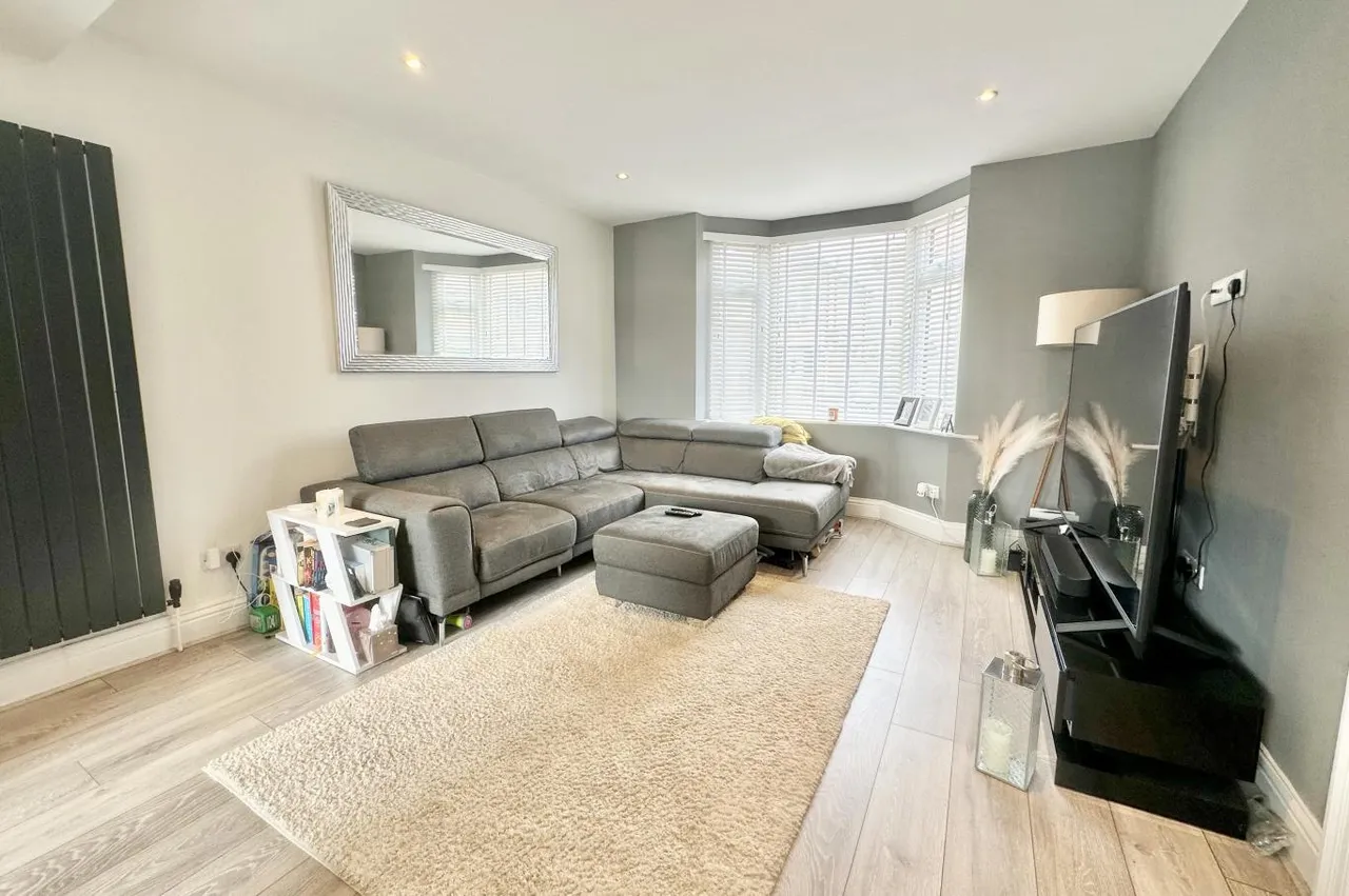 Elmes Road, BH9, photo 8