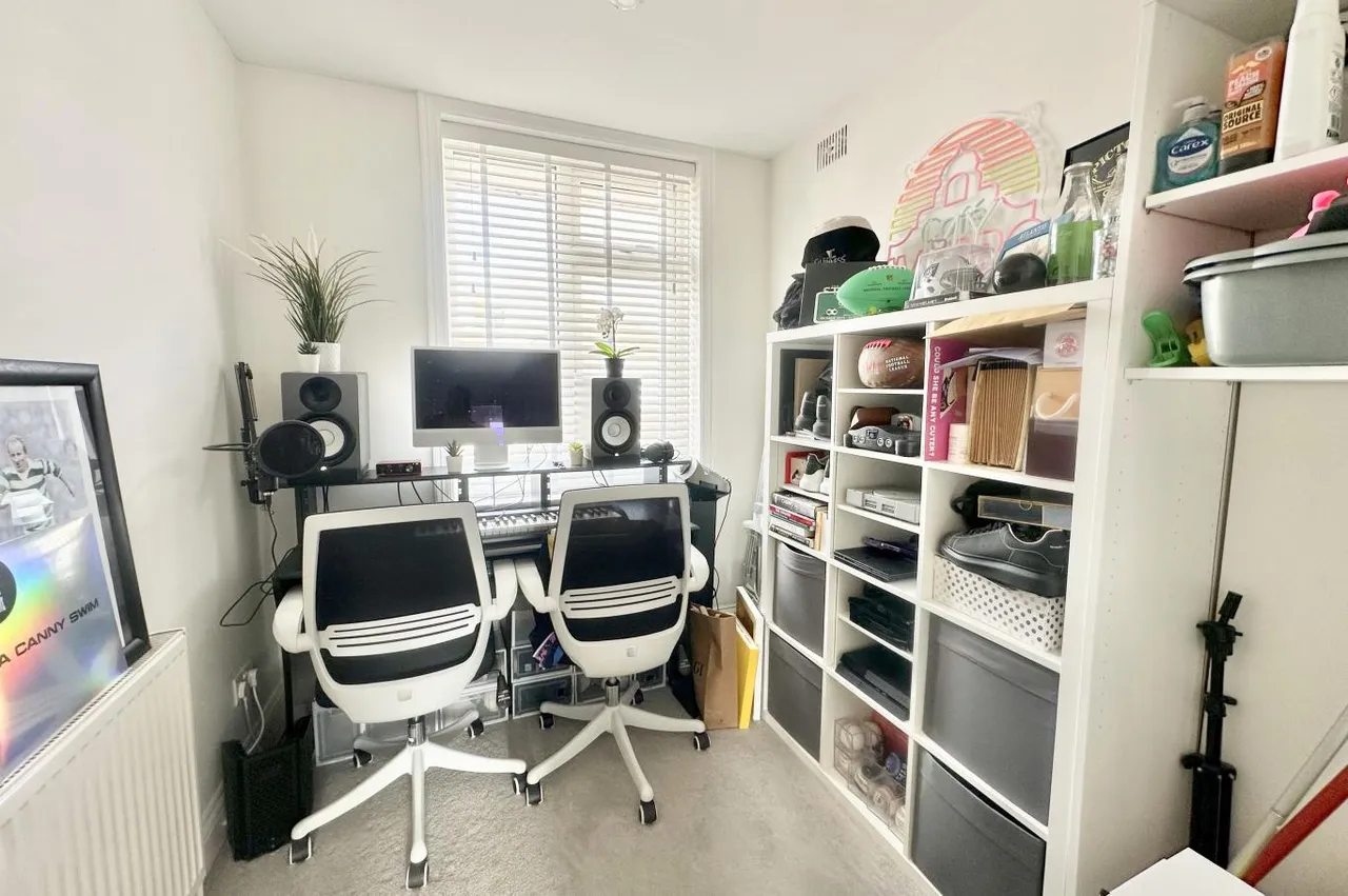 Elmes Road, BH9, photo 13