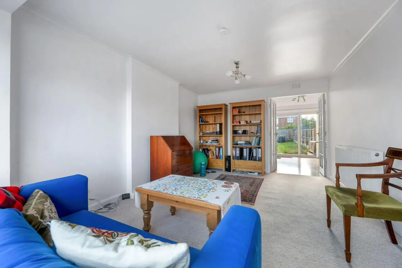 3 bed house for sale, Tamar Road, Melton Mowbray, LE13