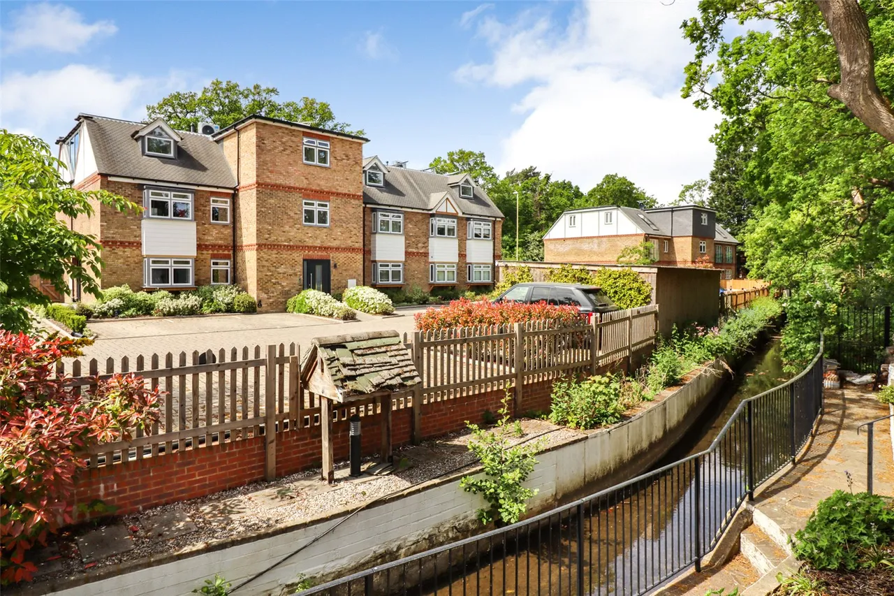 Fairway Heights, Minley Road, Fleet, Hampshire, GU51 2RB, photo 12