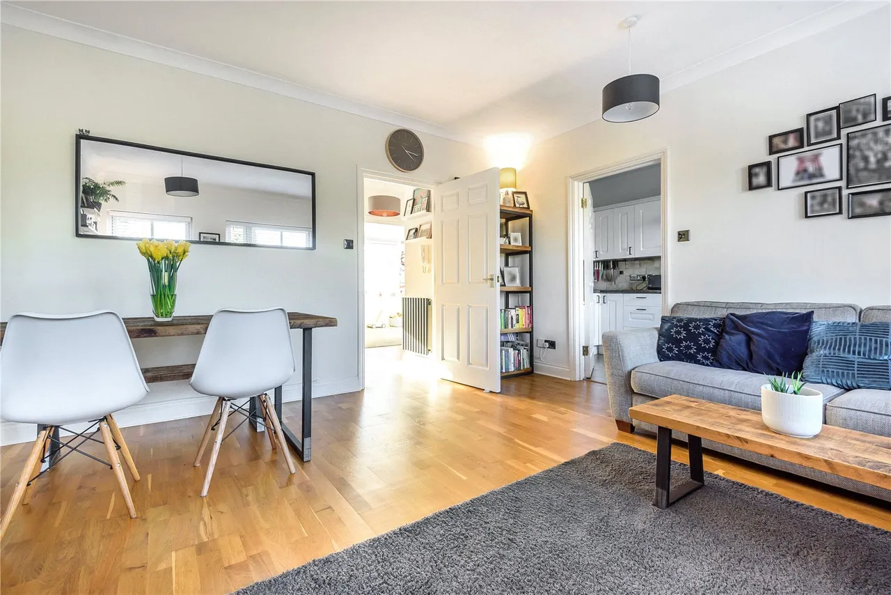 Tudor Road, Hampton, TW12 2NQ, photo 3