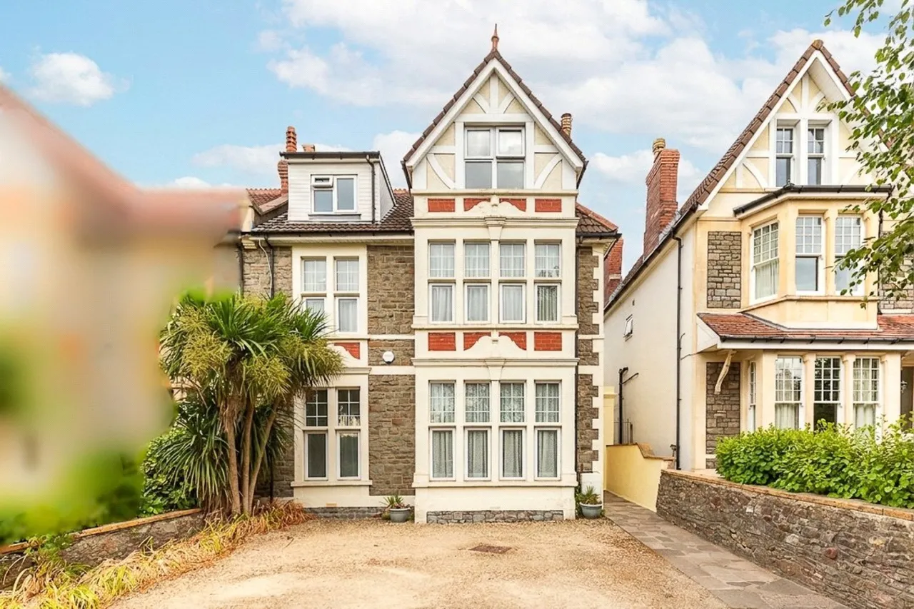 8 bed house for sale, Westbury Road, Westbury-on-Trym, BS9