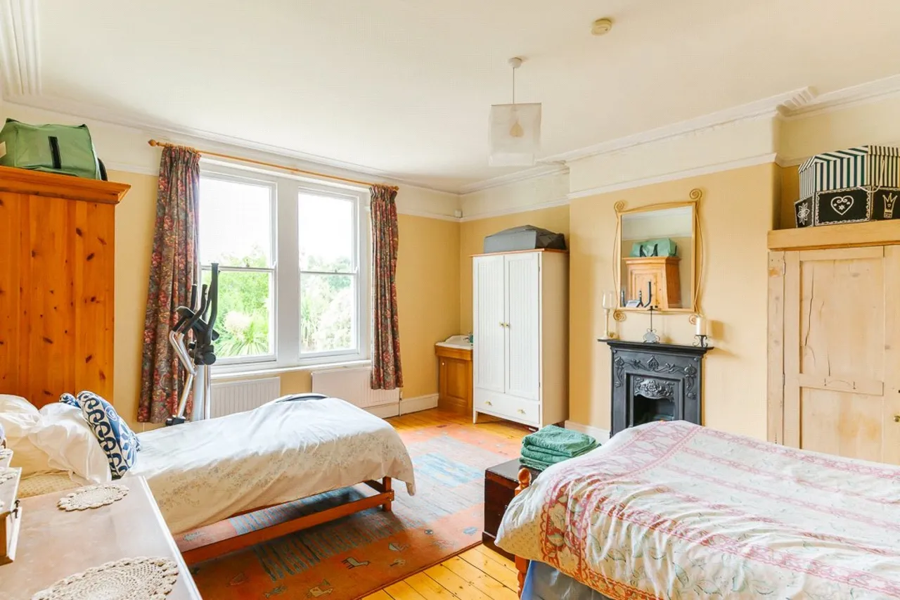 Westbury Road, Westbury-on-Trym, BS9, photo 33