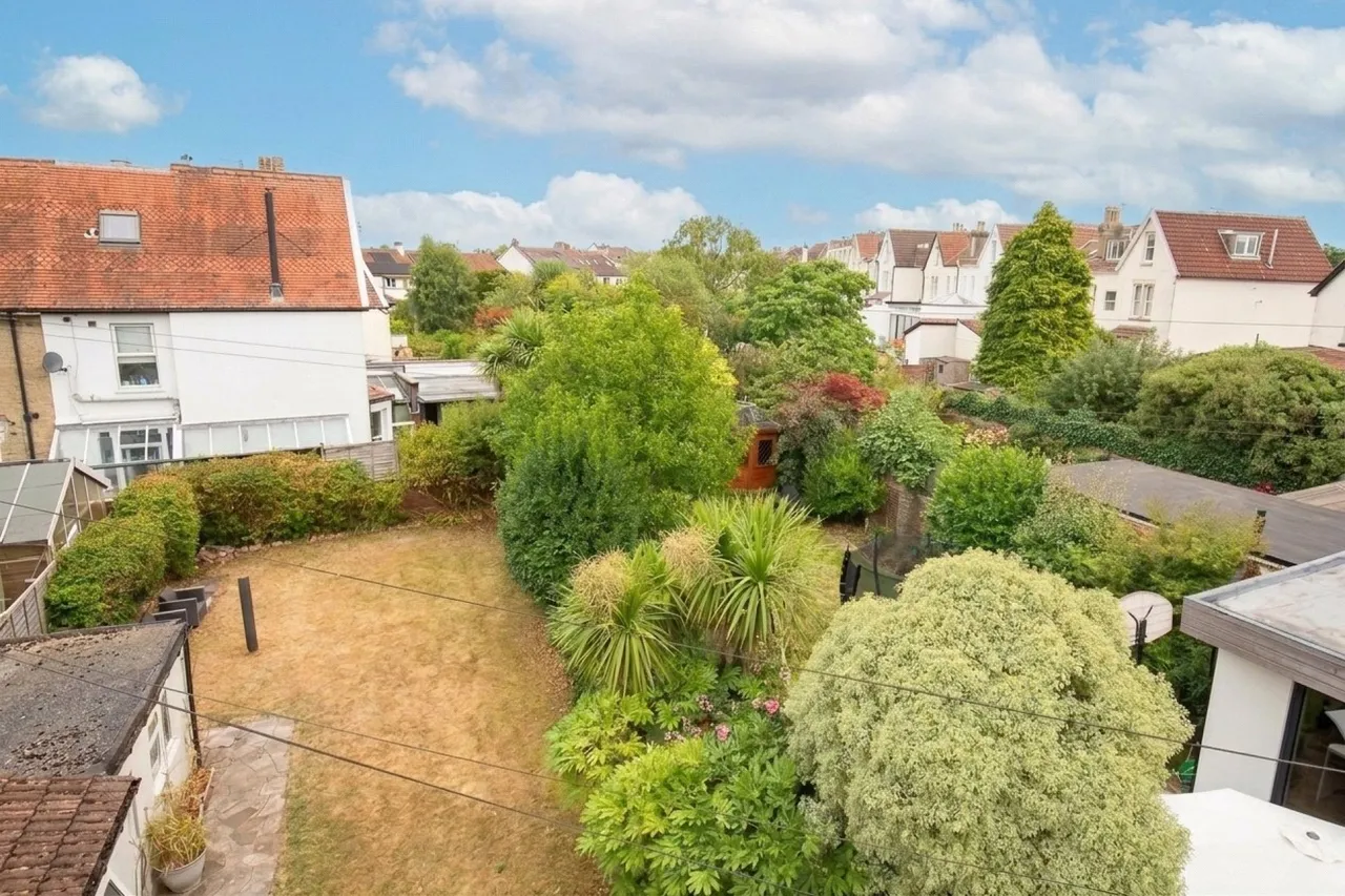 Westbury Road, Westbury-on-Trym, BS9, photo 51