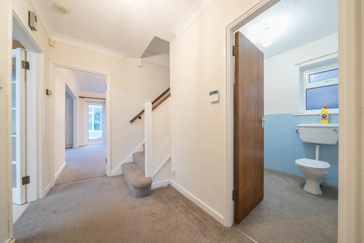 Highwood Drive, BR6, photo 9