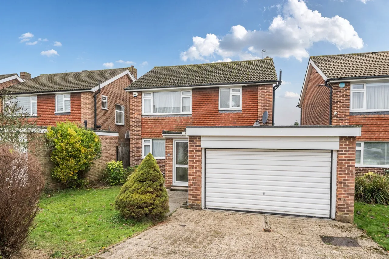 Highwood Drive, BR6, photo 13