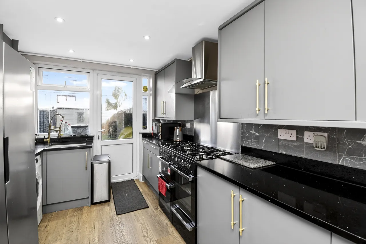 Shaw Close, London, photo 4