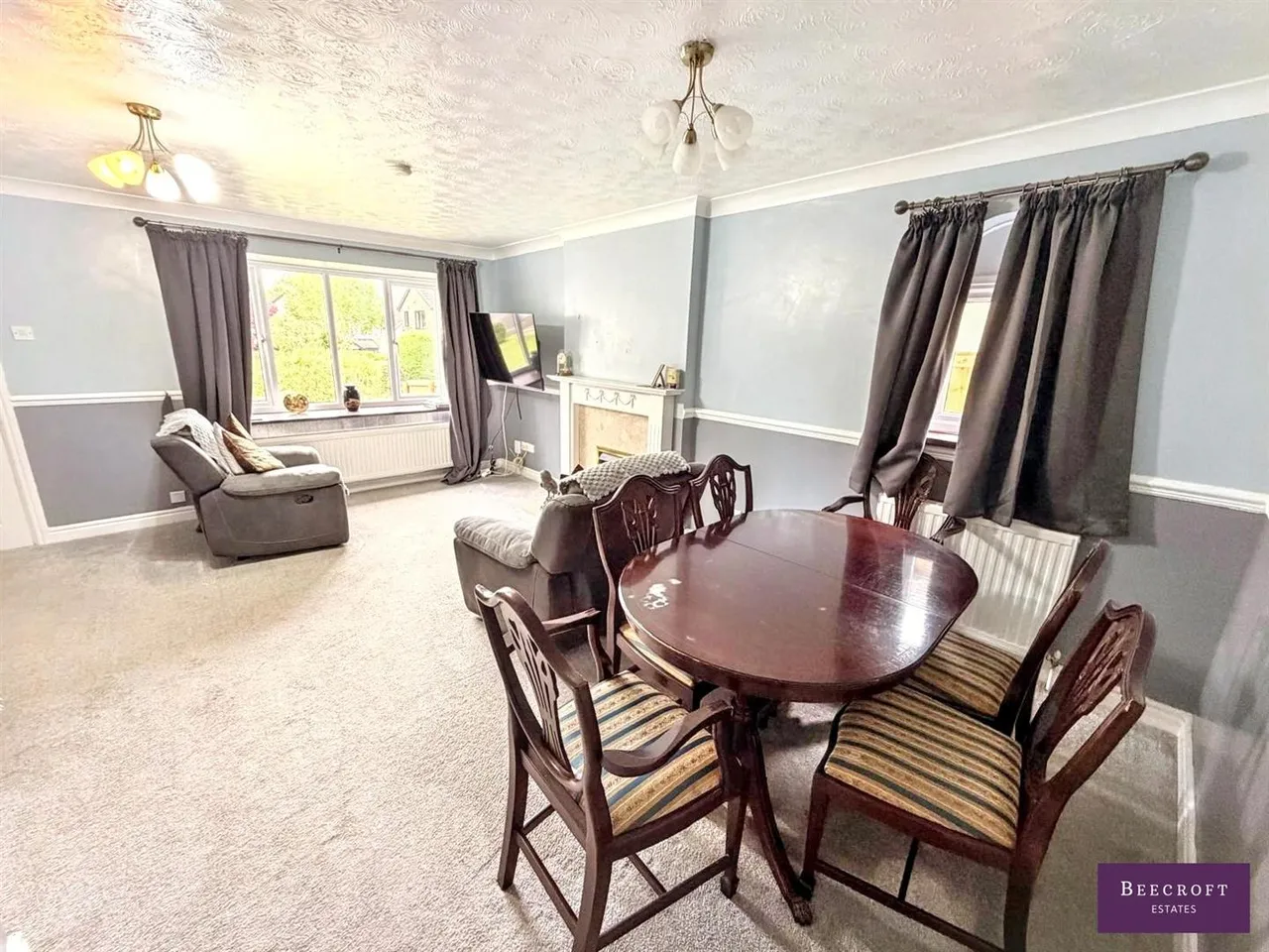 Meadowfield Drive, Hoyland, photo 2