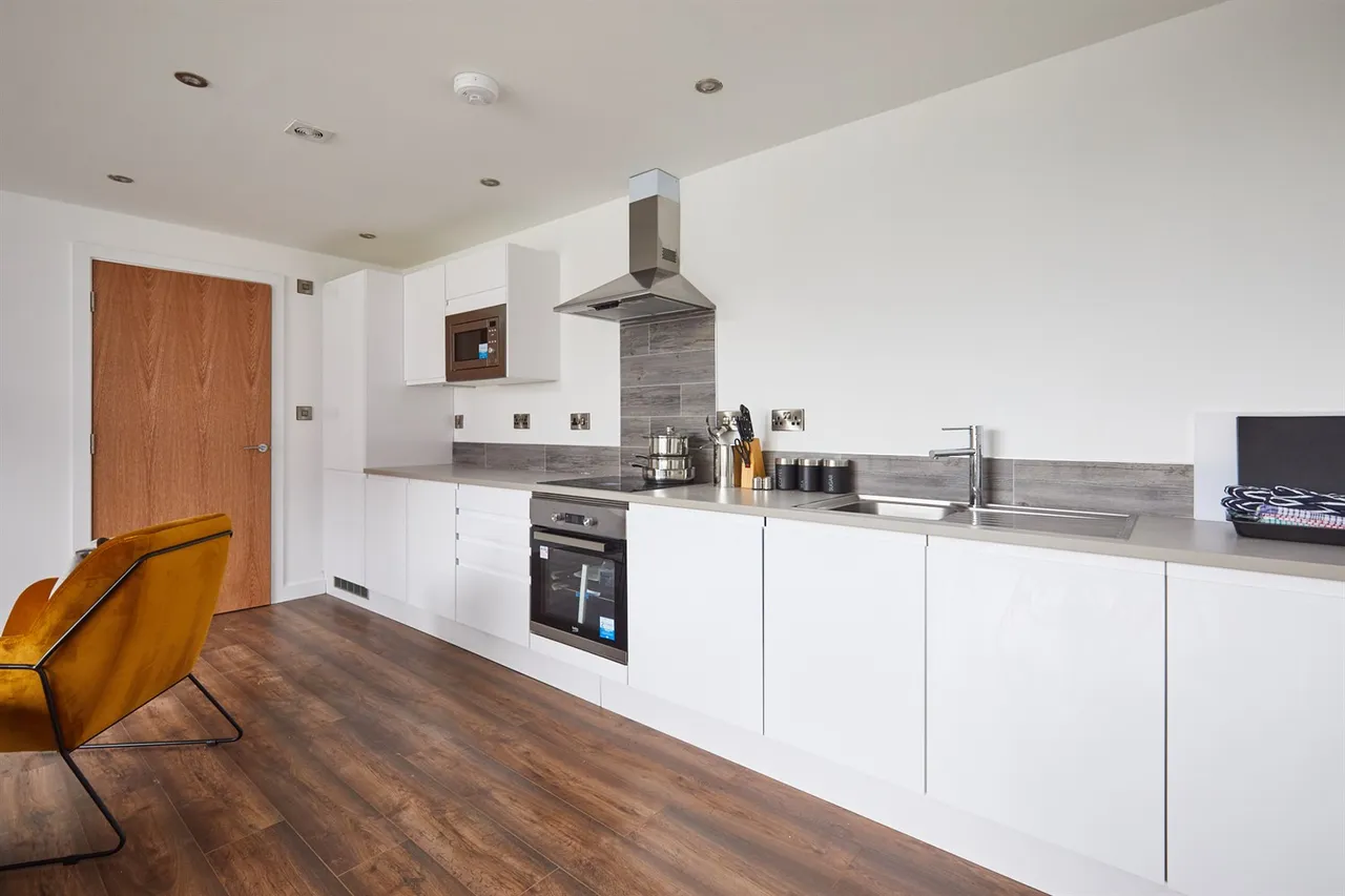 Crossbank House, 300 Lower Broughton Road, Salford, M7 2GX, photo 5