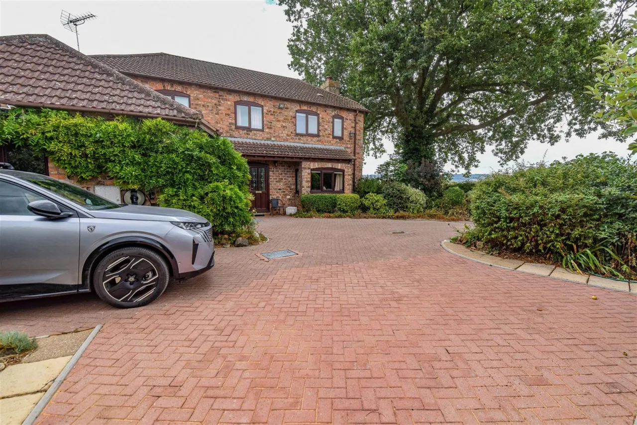 St. Johns Road, Slimbridge, GL2, photo 43