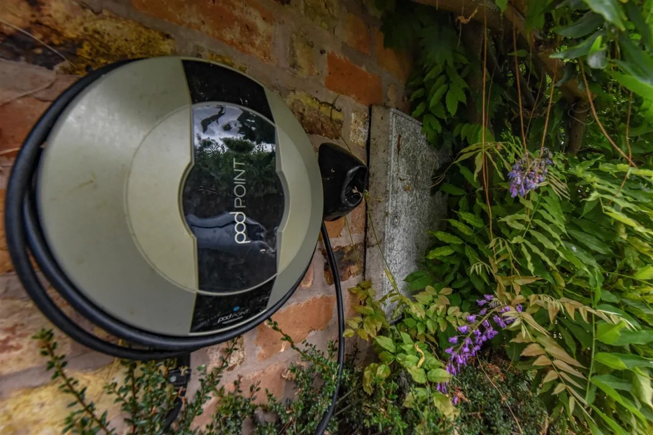 St. Johns Road, Slimbridge, GL2, photo 44