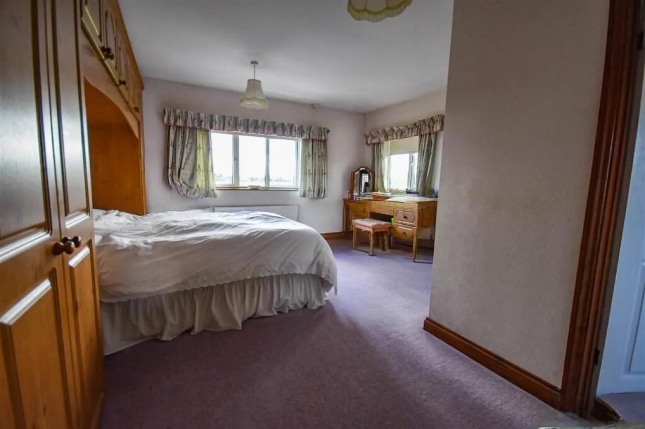 St. Johns Road, Slimbridge, GL2, photo 7