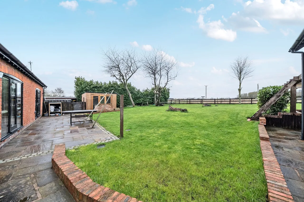 Middlefield Farm Hall Lane, Bold, St. Helens, St. Helens, WA9 4SN, photo 24