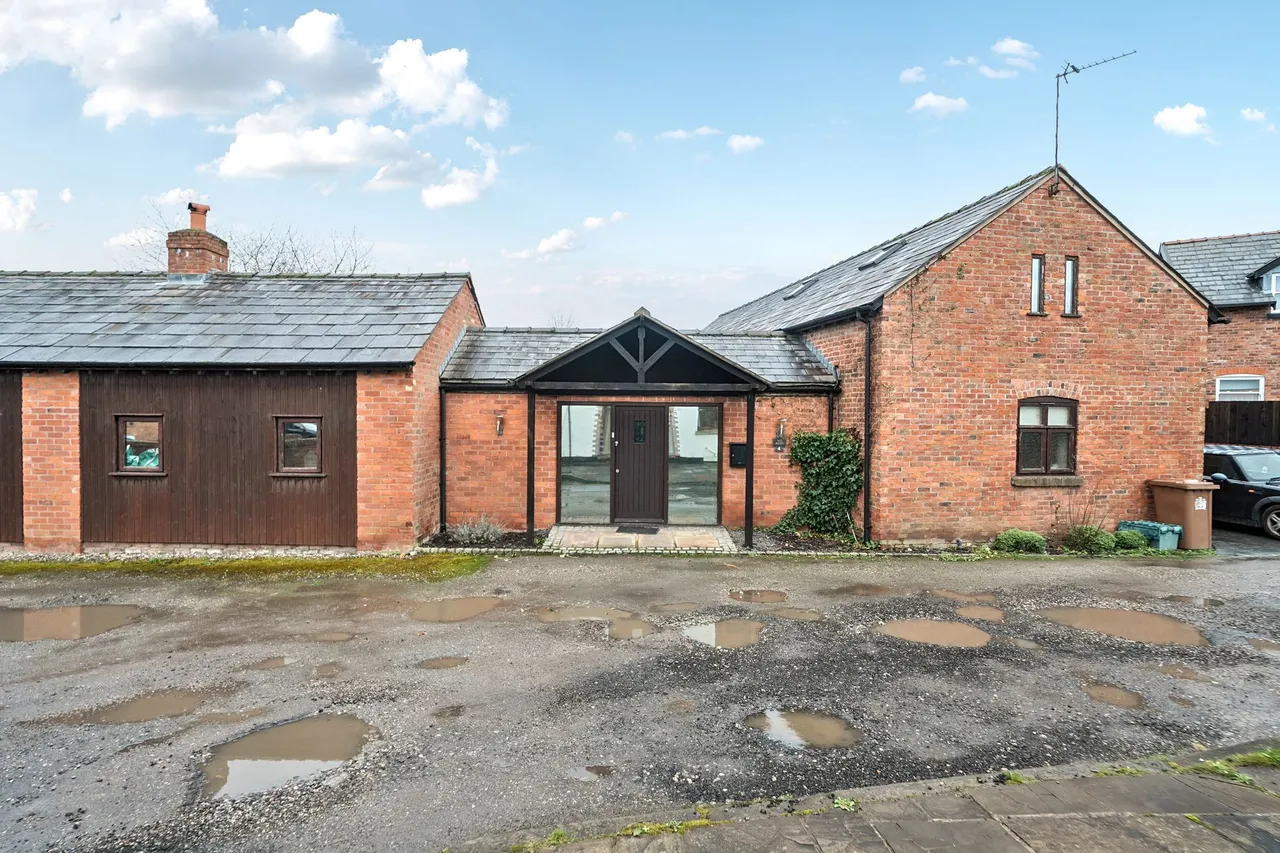 Middlefield Farm Hall Lane, Bold, St. Helens, St. Helens, WA9 4SN, photo 25