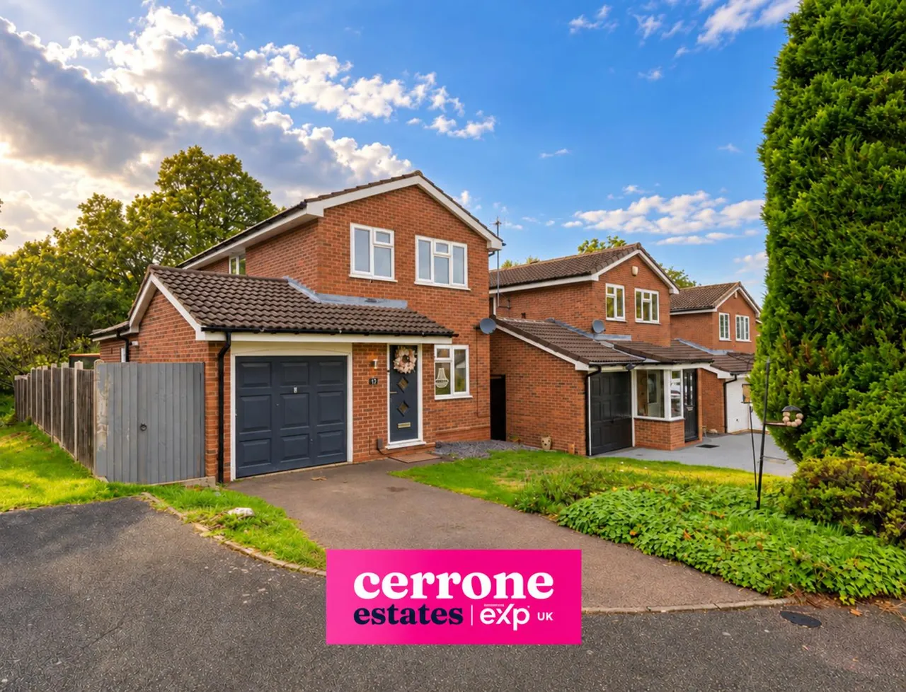 3 bed house for sale, Stoneleigh Close, Oakenshaw South, B98