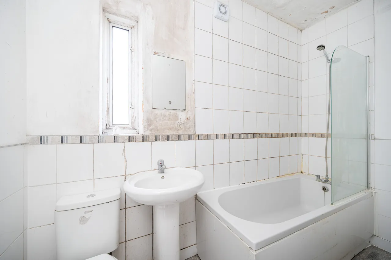 Flat 2, 326 Mare Street, London, photo 6