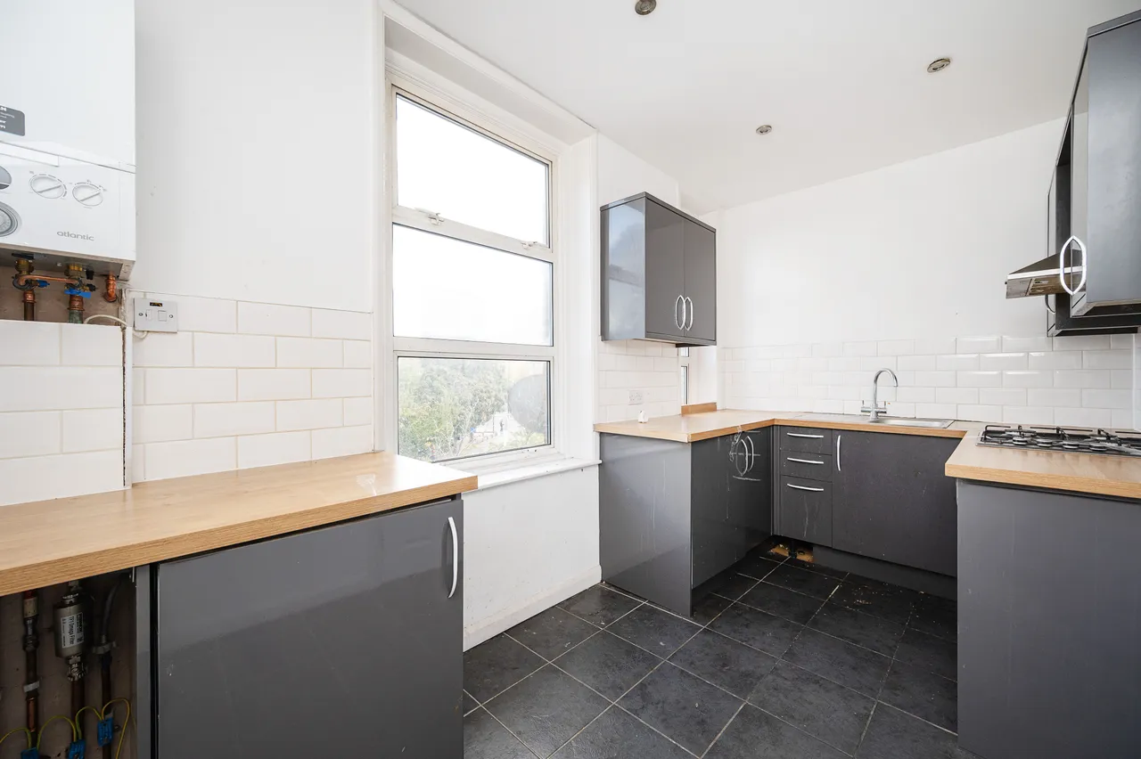Flat 2, 326 Mare Street, London, photo 2