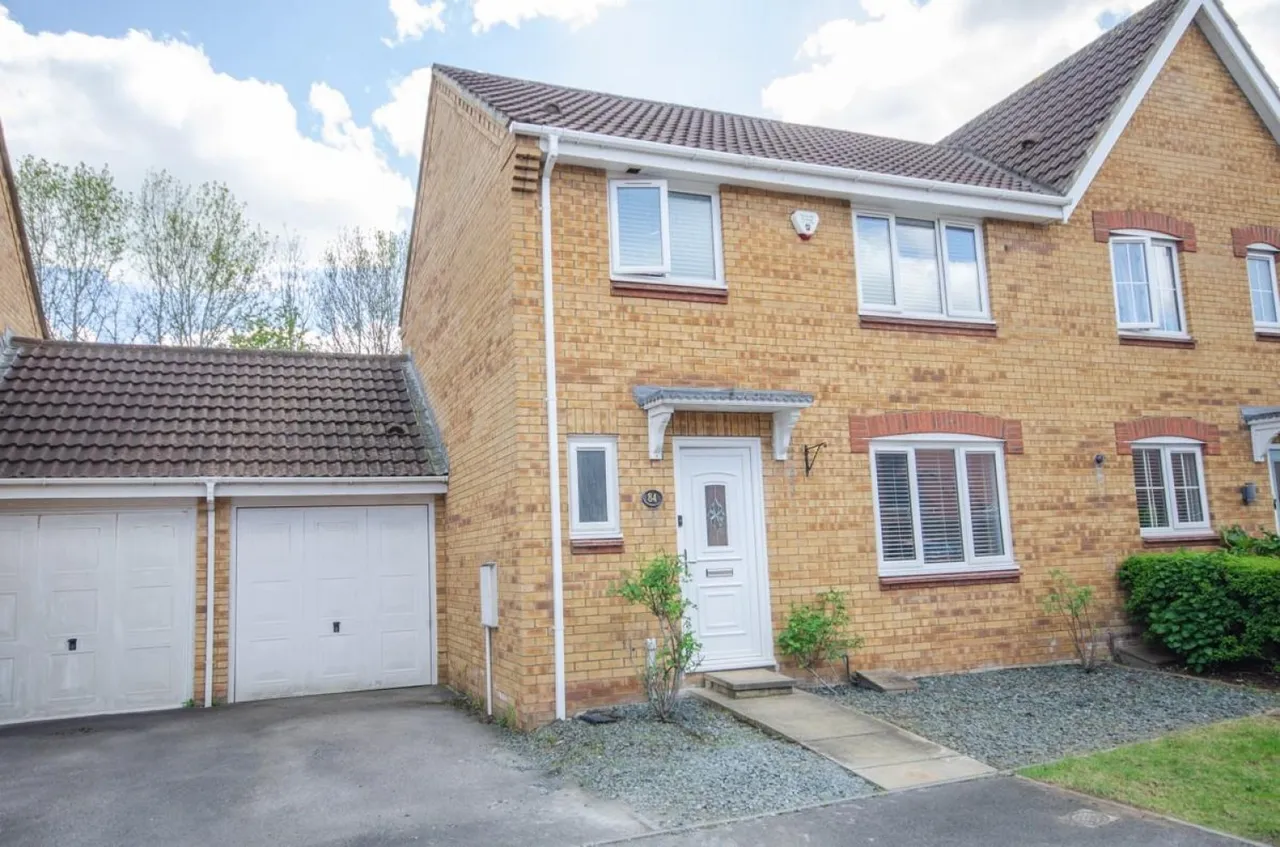 3 bed house for sale — Elizabeth Way, Mangotsfield, Bristol, BS16 9LX
